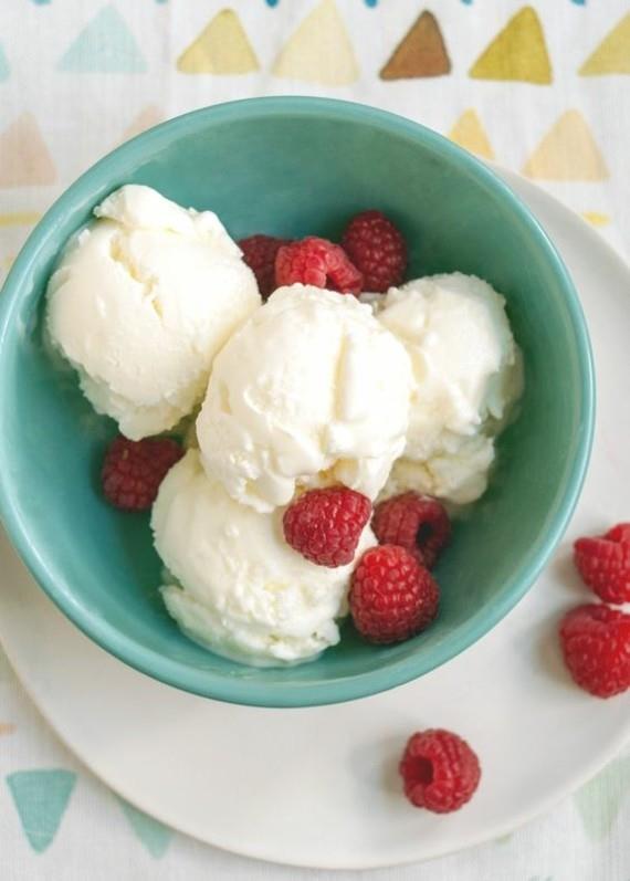 Recette de yaourt glacé à la vanille sans sorbetière