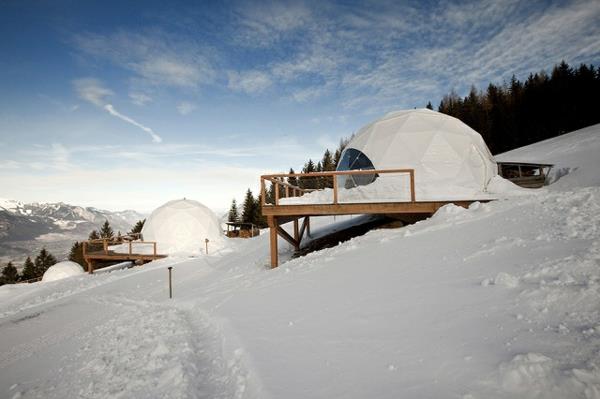 hôtel igloo alpes balcons