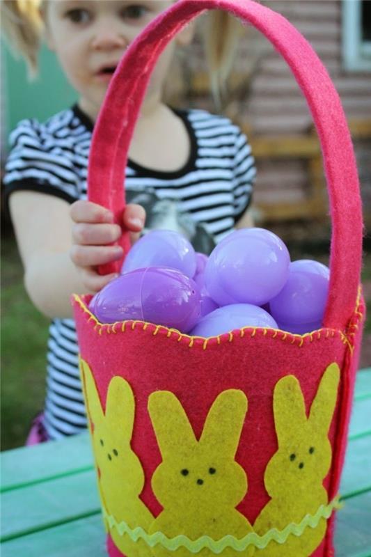 Bricolage de panier de Pâques faites vos propres décorations de Pâques en feutre