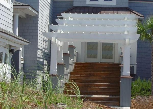 pergola toit terrasse toiture escaliers blanc