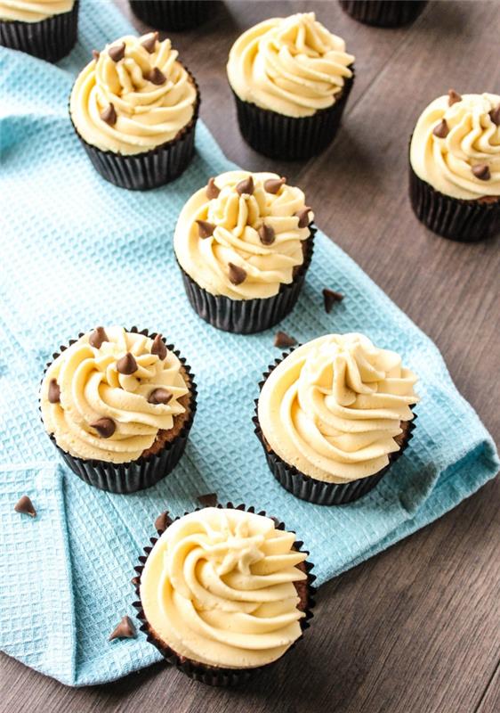 recettes cupcakes décorés chocolat crème d'arachide banane